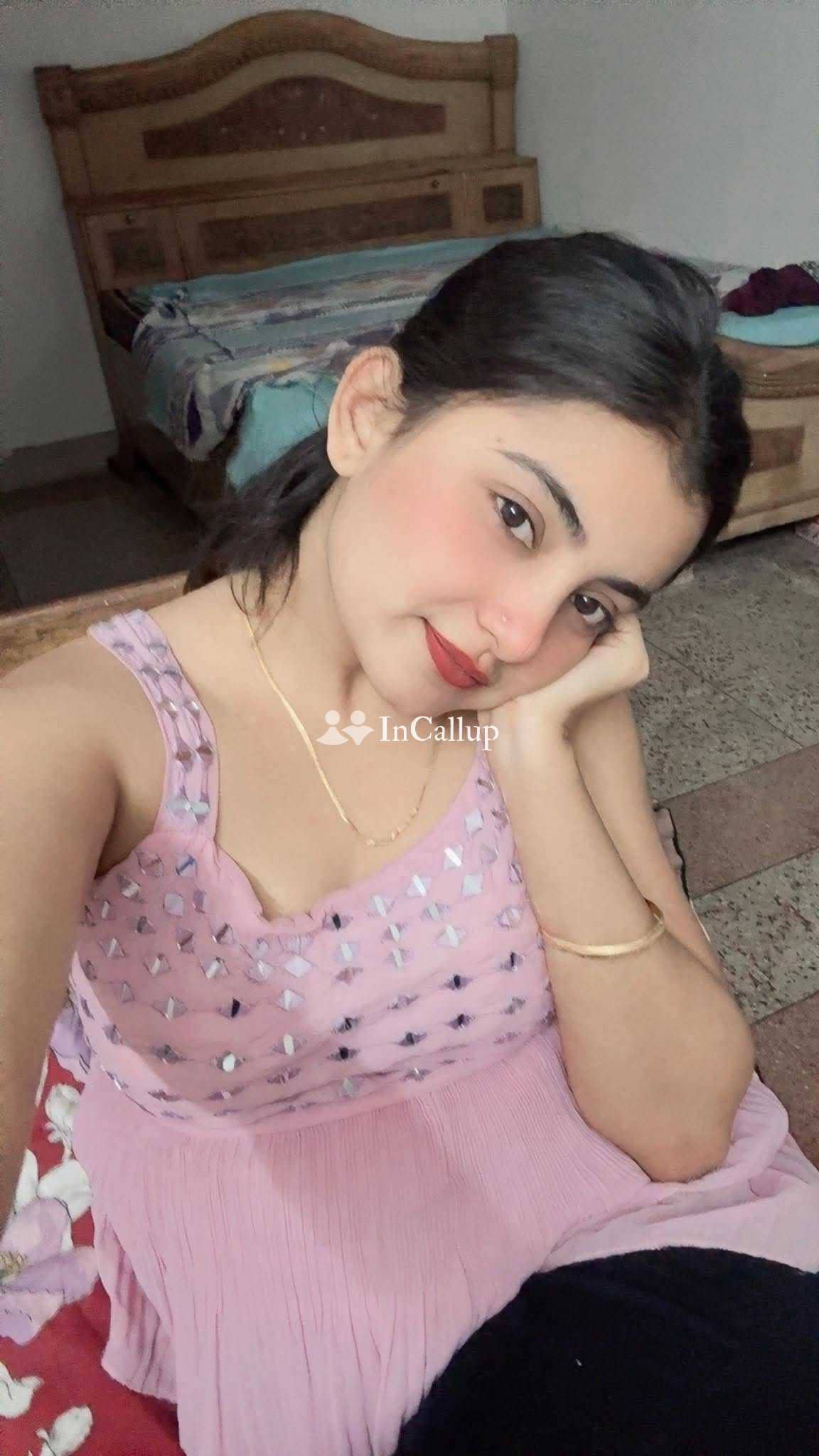 red tall weighing blue known for being charming petite oral body ejaculation french kiss doggy style handjob model - Call Girls in Begusarai