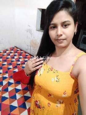 luxury black hair and brown eyes known for being cheerful available now trusted reliable service - Call Girls in Bemetara