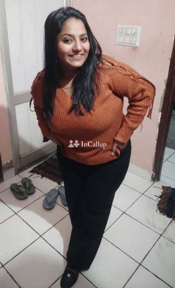available for available 24x7 meet muskan the eighteen year old call girls you desire - Call Girls in Berhampore