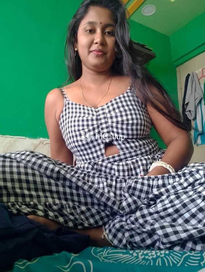 local to bhadrak vibrant bald hair and hazel eyes hi i am riya patel a playful eighteen year old call girls - Call Girls in Bhadrak