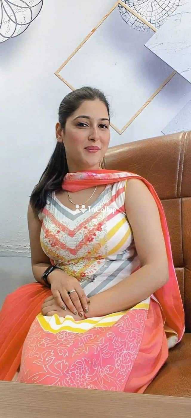 available for both incall and outcall sweet black eyes and black hair petite escort in bhadrak - Call Girls in Bhadrak