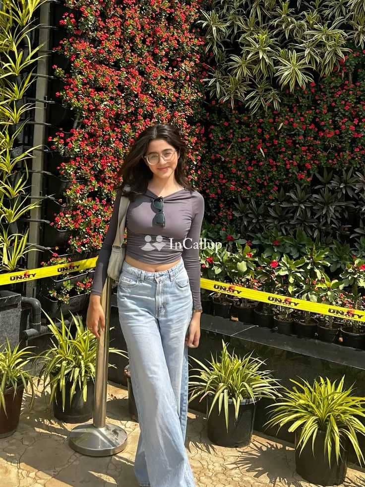 available for day and night service trusted anal videocall doggy style fisting girl - Call Girls in Bharatpur