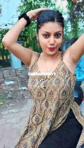 offering service in bharuch delightful call me nineteen year old call girls hot black eyes and brown hair - Call Girls in Bharuch