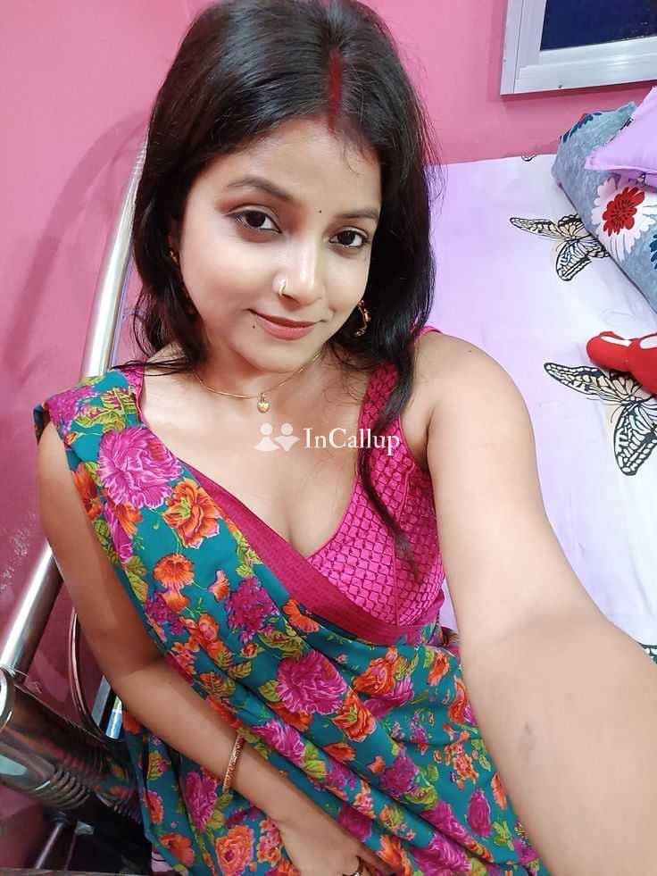 voluptuous with black hair and brown eyes available now trusted reliable service - Call Girls in Bilaspur