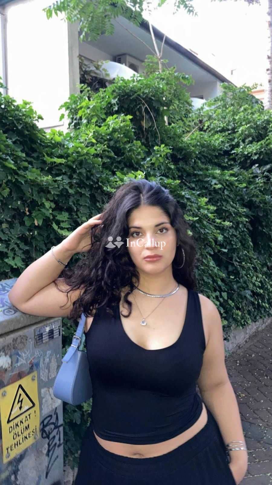 available for long bookings spend time with priya twenty two year old call girls lover escort service in bongaigaon - Call Girls in Bongaigaon