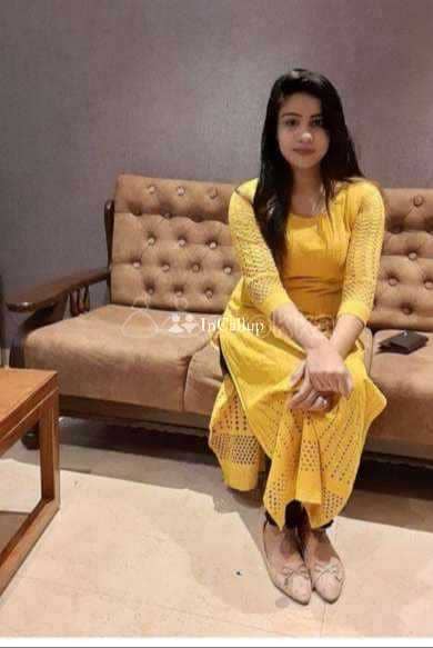 vibrant black hair and brown eyes available for short notice available known for being professional - Call Girls in Bongaon