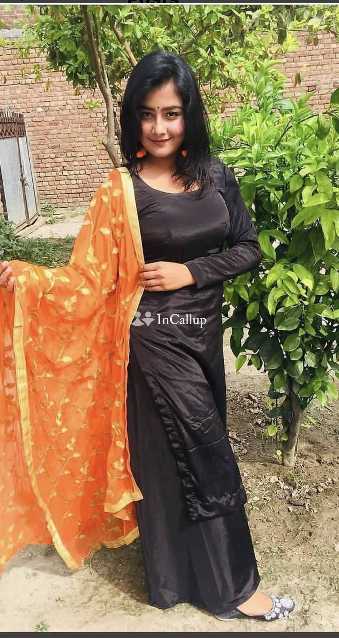 known for being confident available for girlfriend experience glamorous private sessions in bongaon - Call Girls in Bongaon