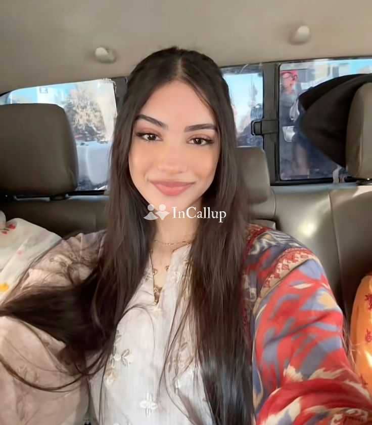 alluring brunette hair and blue eyes introducing mahi singh a twenty one year old call girls ready to please - Call Girls in Bongaon