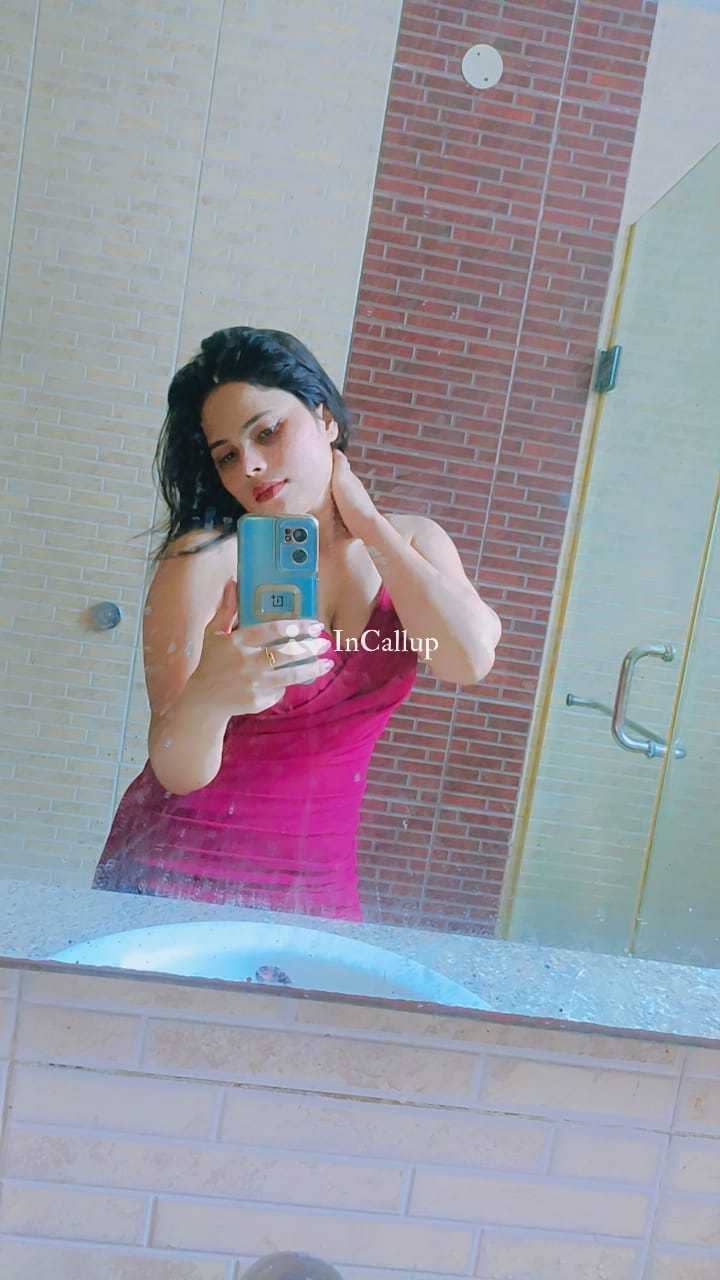 your dream girl mahi singh nineteen years old call girls magnetic with curvy figure and red eyes - Call Girls in Bongaon