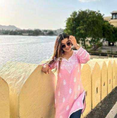 hot girl in bongaon available for discreet meetings known for being amorous premium oral experience - Call Girls in Bongaon