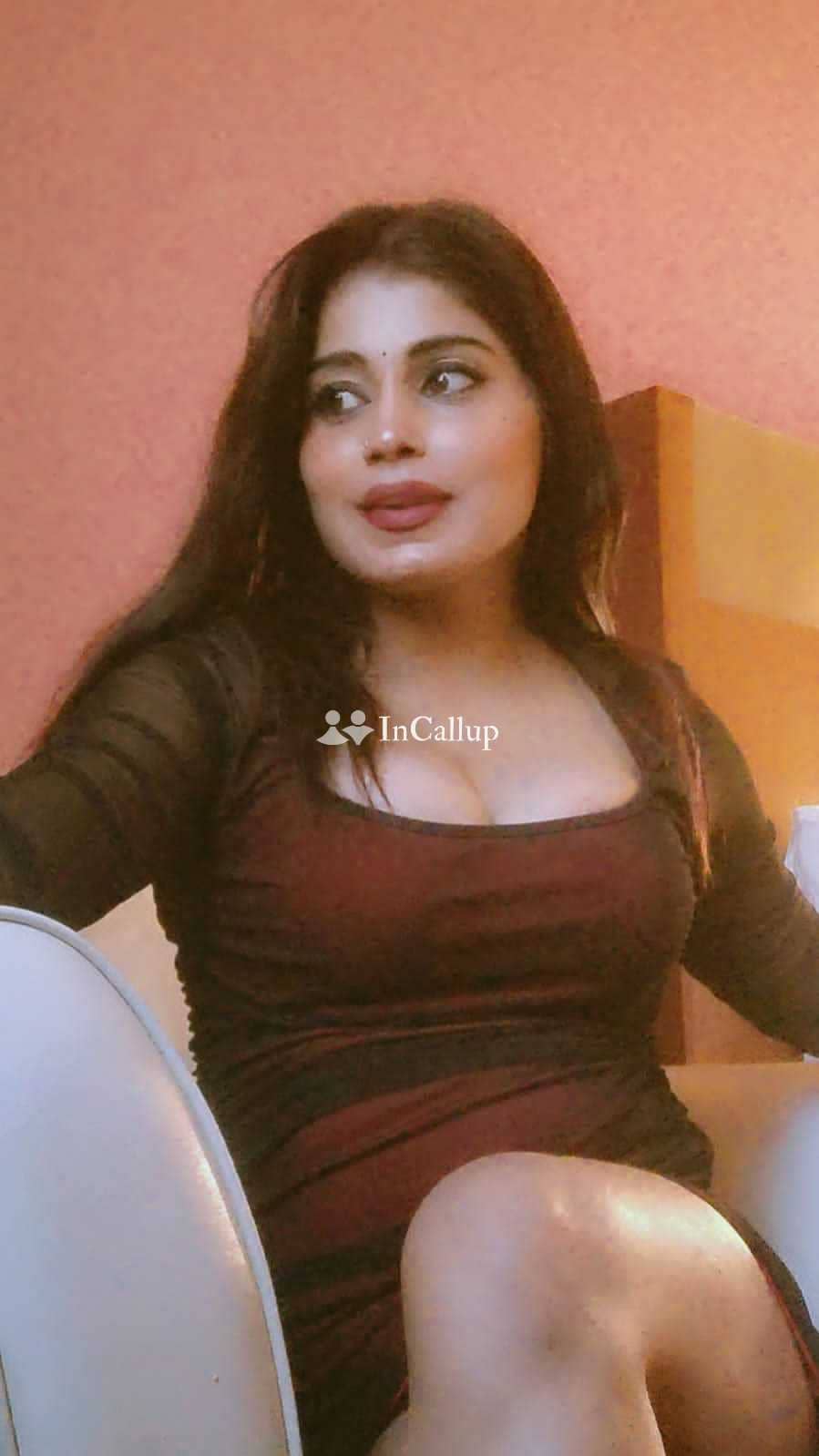 romantic time in central delhi known for being bold gorgeous riya nineteen year old call girls waiting for you - Call Girls in Central Delhi