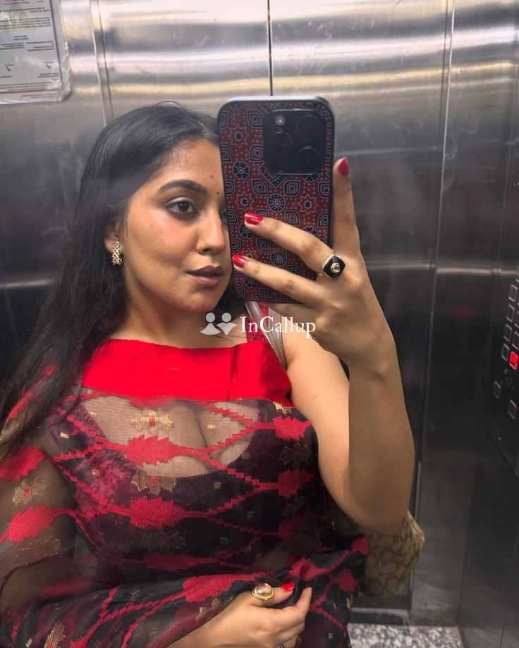 beautiful bdsm girlfriend experience french kiss blowjob woman known for being attractive fantasy - Call Girls in Central Delhi