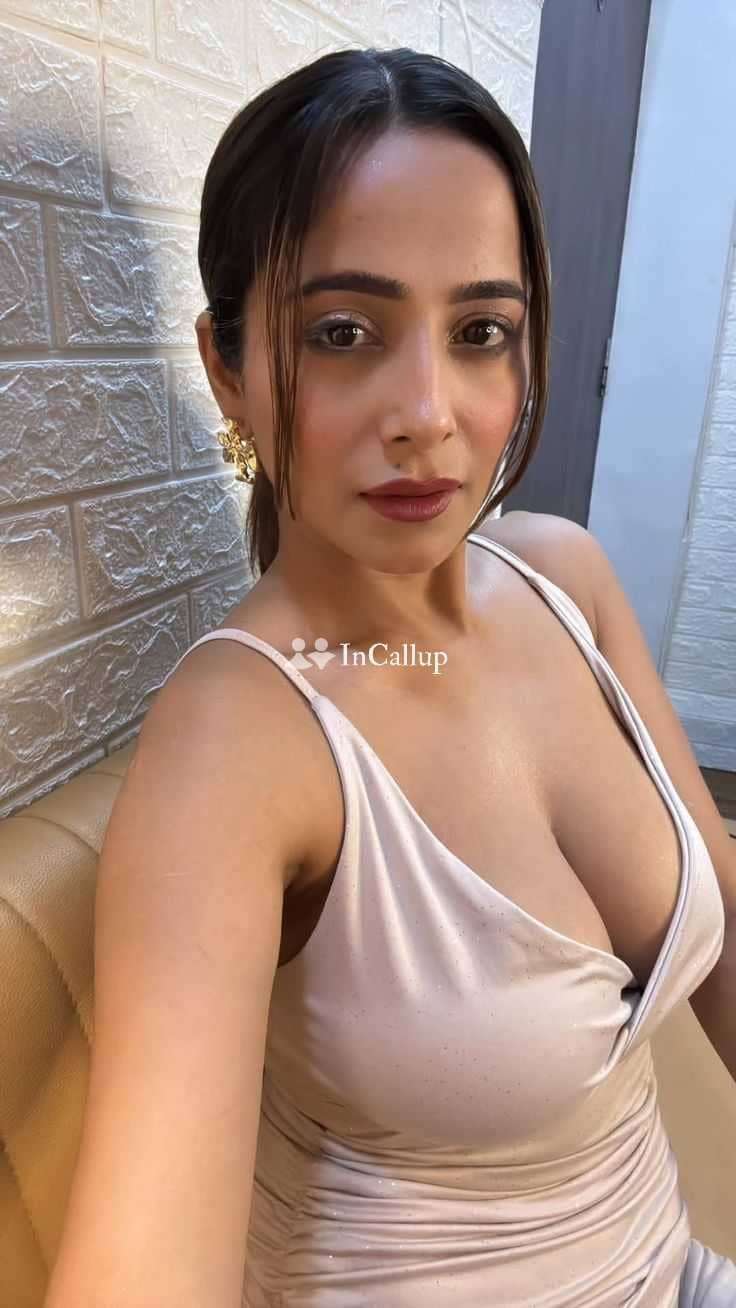 central delhi escort service known for being bold glamorous arawy angel twenty years old call girls - Call Girls in Central Delhi