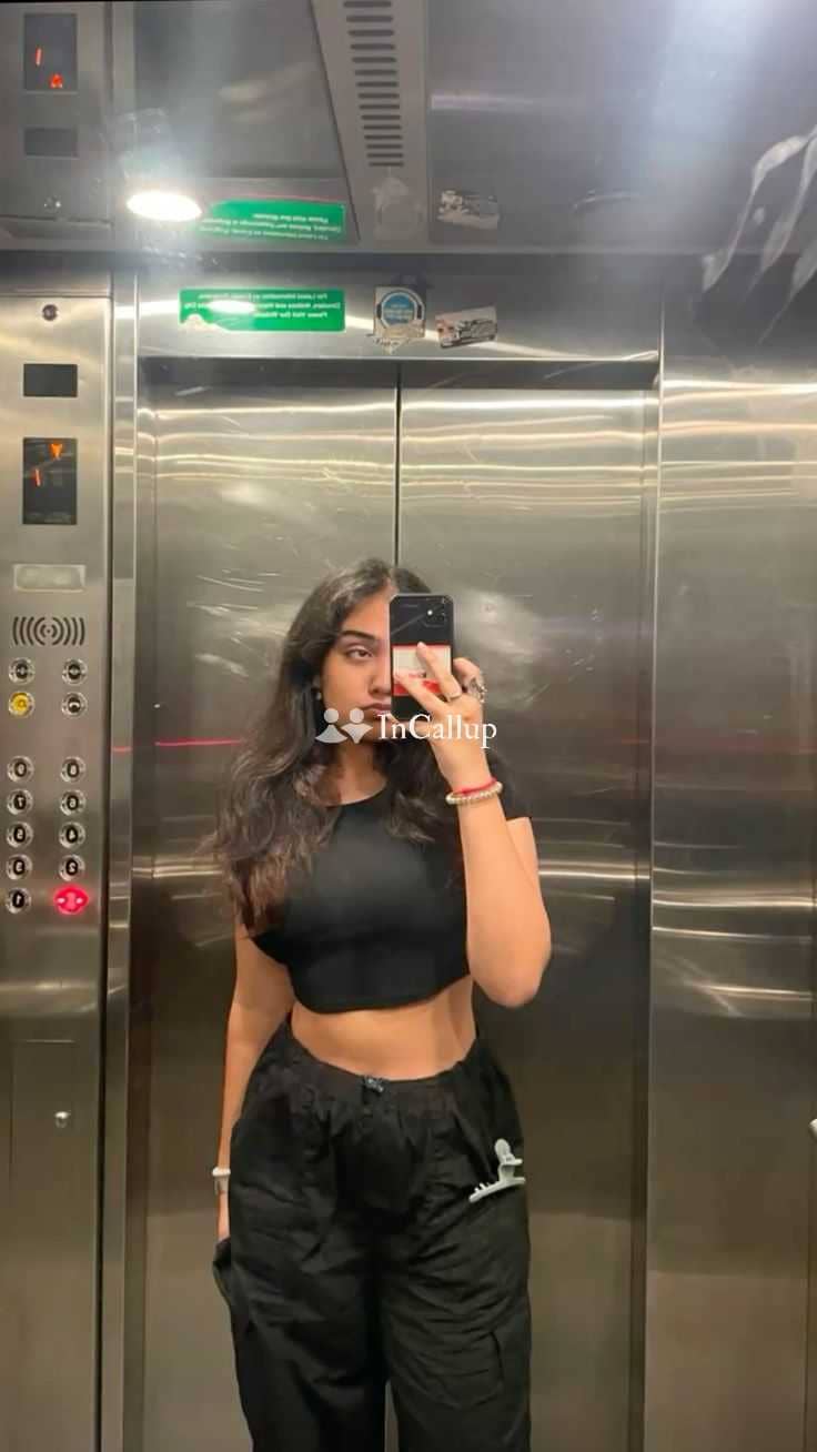 petite oral anal french kiss videocall doggy style 69 position standing model available for casual fun - Call Girls in Central Delhi