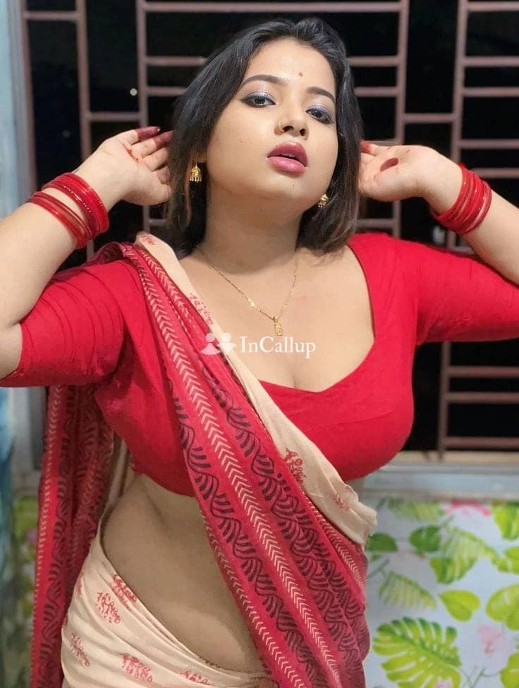 sensual experiences with madhu bhabhi in central delhi explore french kiss and role play like never before - Call Girls in Central Delhi