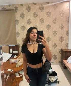 beautiful curves and red eyes petite escort in champawat available for long bookings known for being charming spicy - Call Girls in Champawat