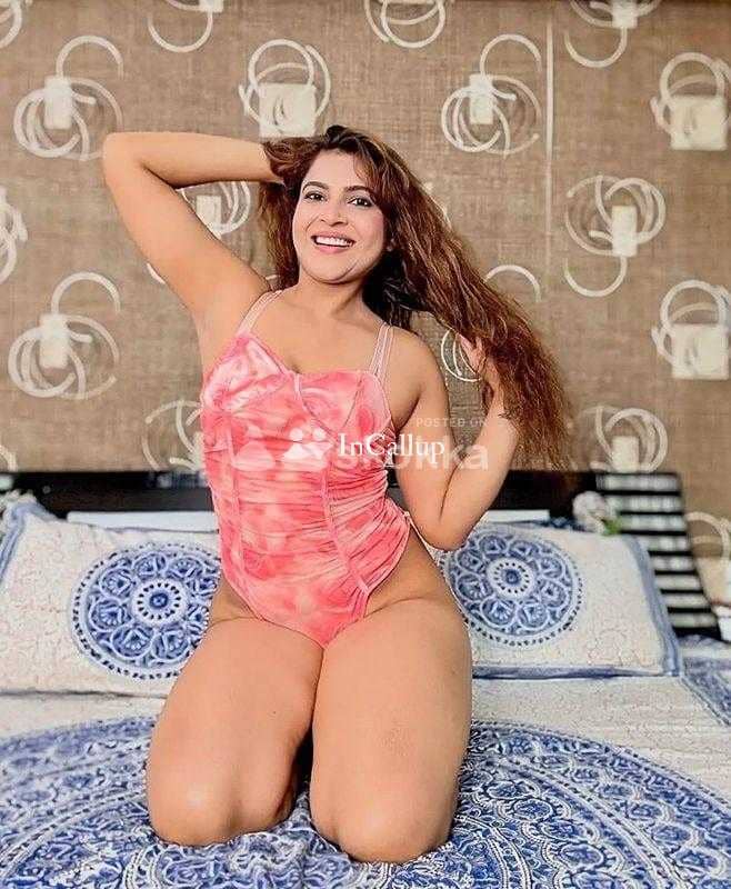naughty zenny chandigarh cod twenty two year old call girls girl available with slim body and black hair flirty - Call Girls in Chandigarh