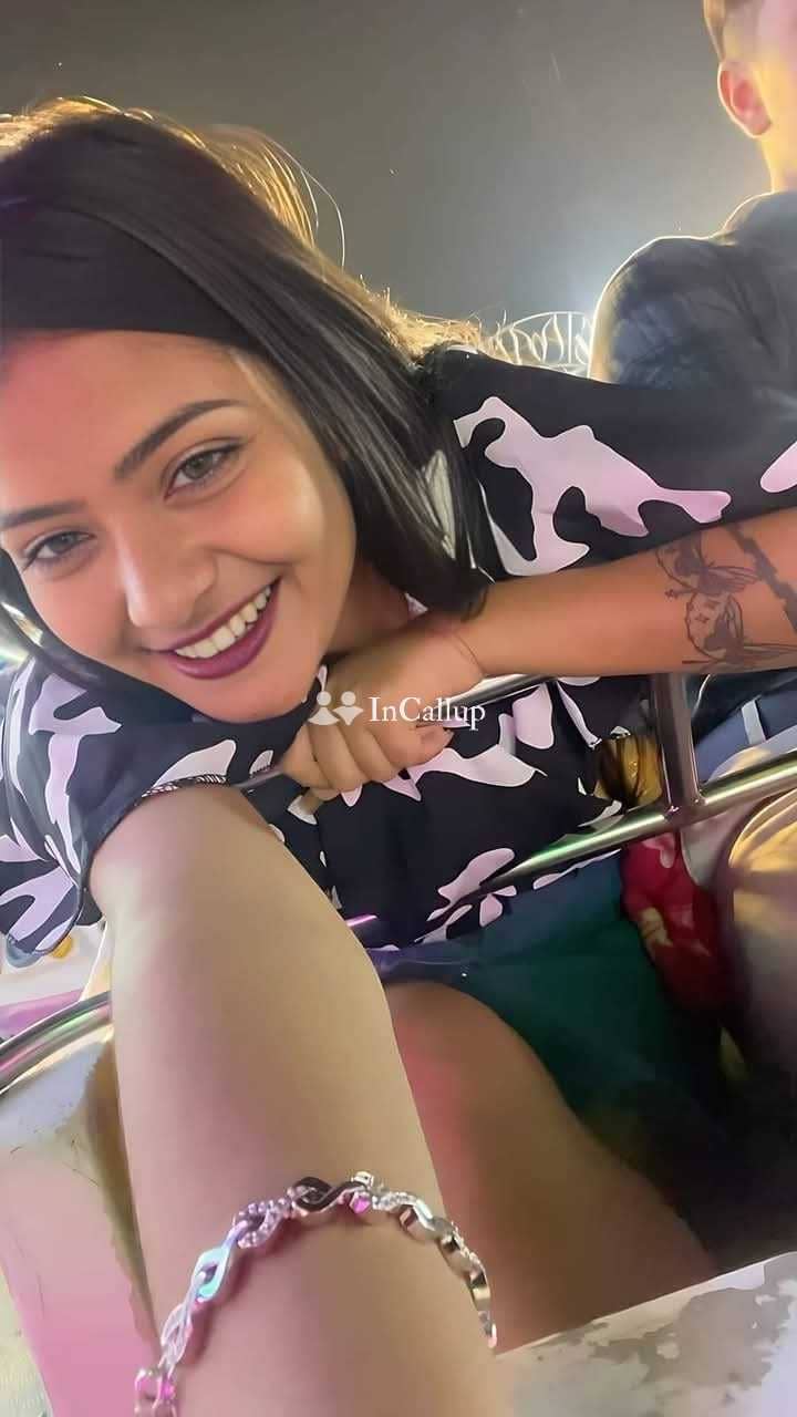 living in chandigarh available for home visits charming blonde eyes and black hair known for being ravishing - Call Girls in Chandigarh