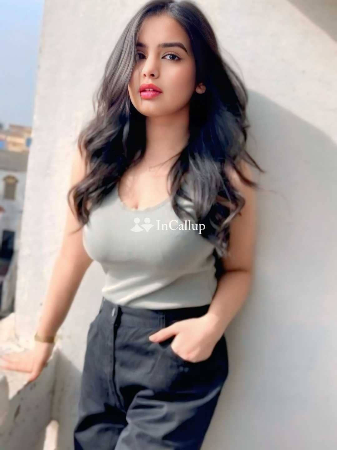 meet kriti singh a charming twenty year old call girls known for being alluring available for home visits - Call Girls in Chandigarh