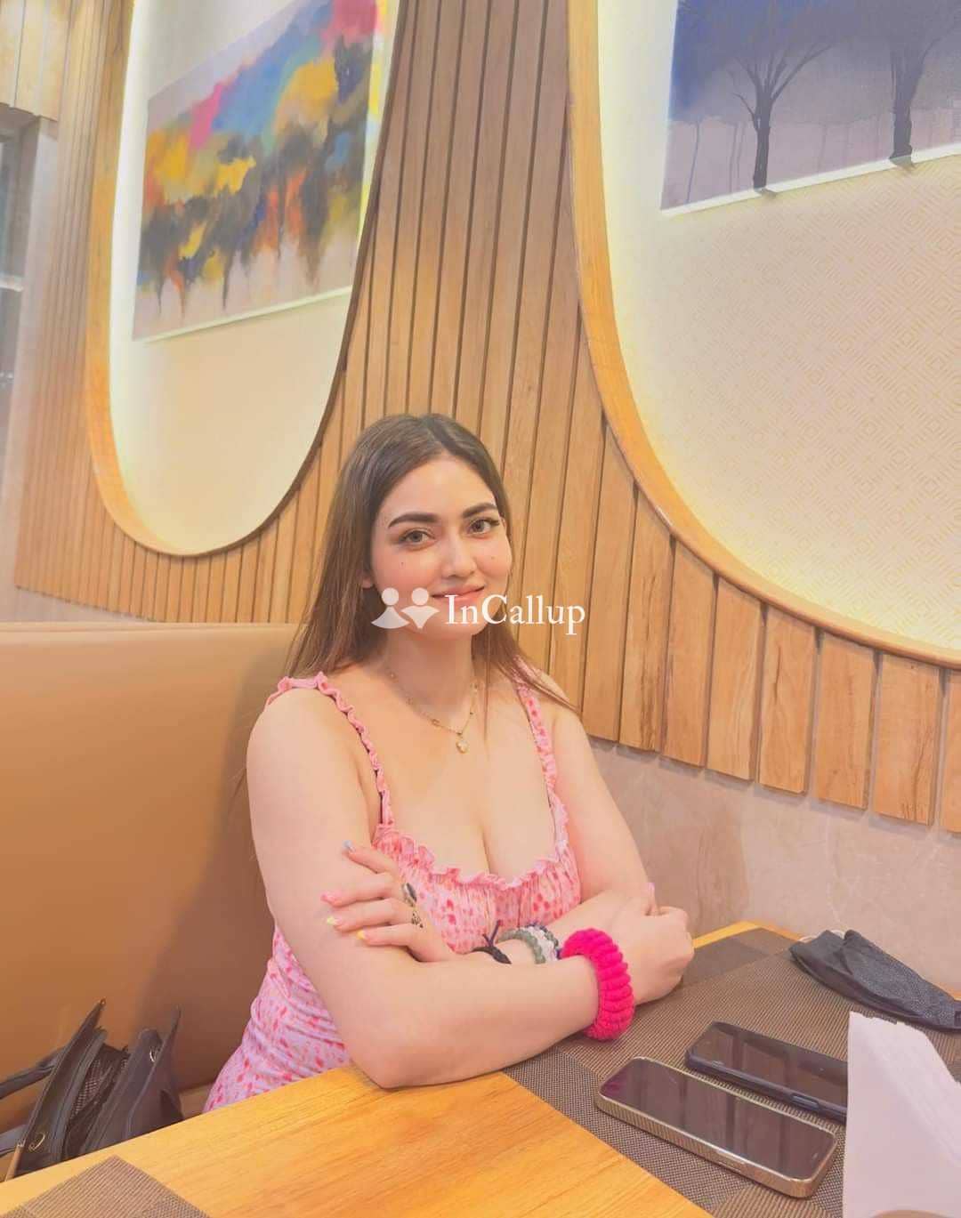 stunning black hair and brown body available for long bookings wild porn actresses threesome fun - Call Girls in Chandrapur