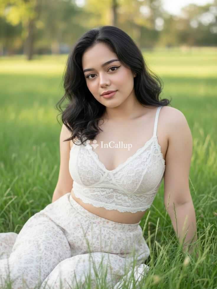 beautiful doggy style blowjob handjob woman adorable black eyes and brown hair available now trusted reliable service - Call Girls in Chatra