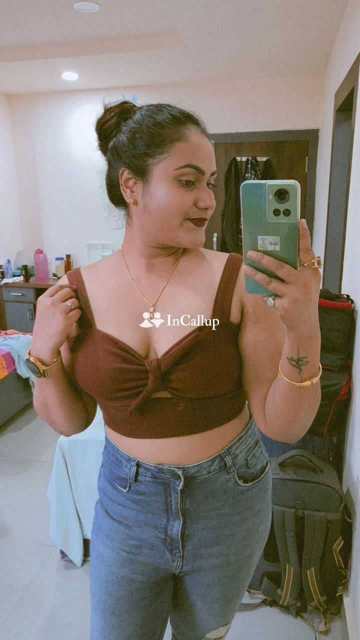 available for available 24x7 sparkling black eyes and brown hair known for being sweet staying in chatra - Call Girls in Chatra