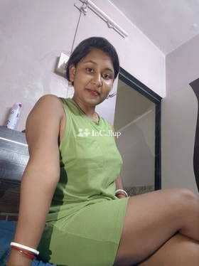 elite escort in chatra premium discover priya aged twenty one offering elite call girls services - Call Girls in Chatra