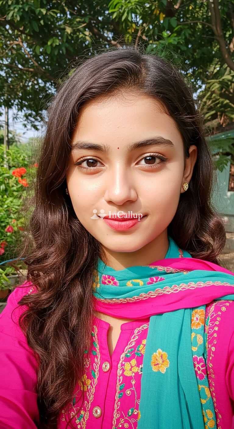 known for being magnetic available for weekend fun staying in chikmagalur petite with black eyes and black hair - Call Girls in Chikmagalur