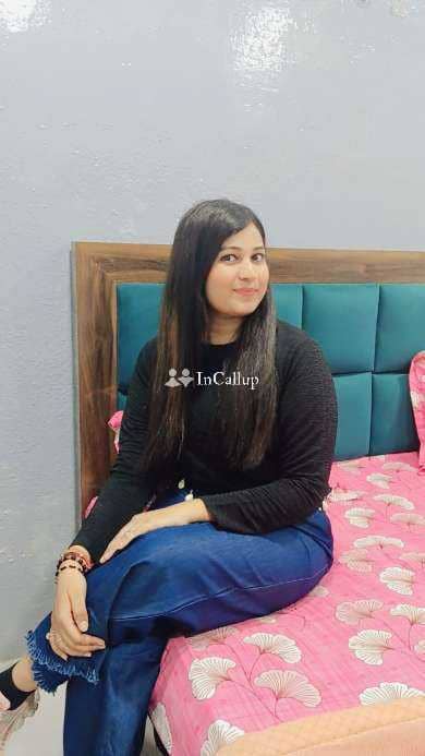 available for weekend fun voluptuous with black hair and black eyes available now trusted reliable service - Call Girls in Chikmagalur