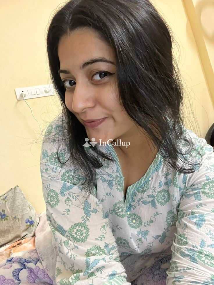girl staying in chitradurga erotic bdsm girlfriend experience fun glamorous blonde hair and black eyes - Call Girls in Chitradurga