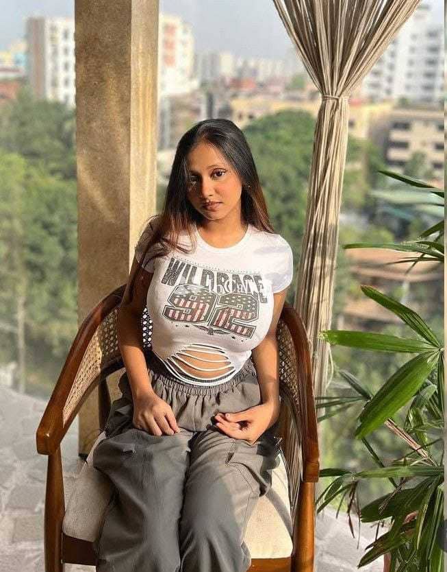 naughty oral available tempting elegant rani rathore a twenty two year old call girls beauty - Call Girls in Chittorgarh