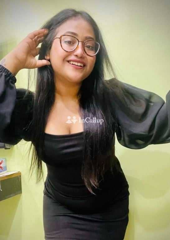 girlfriend available for available anytime known for being sexy available now trusted reliable service - Call Girls in Cooch Behar