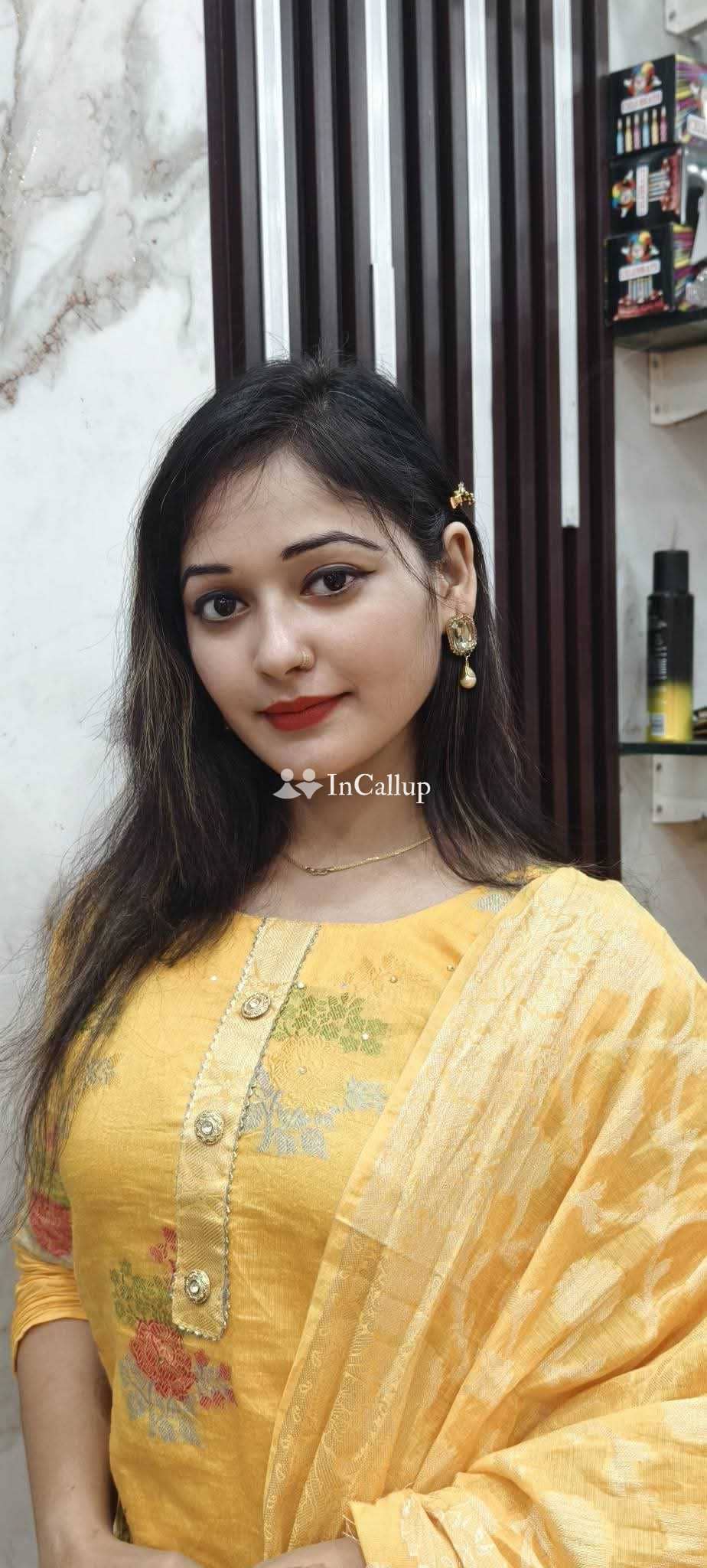 known for being amorous i am kriti offering twenty two year old call girls experience - Call Girls in Curchorem