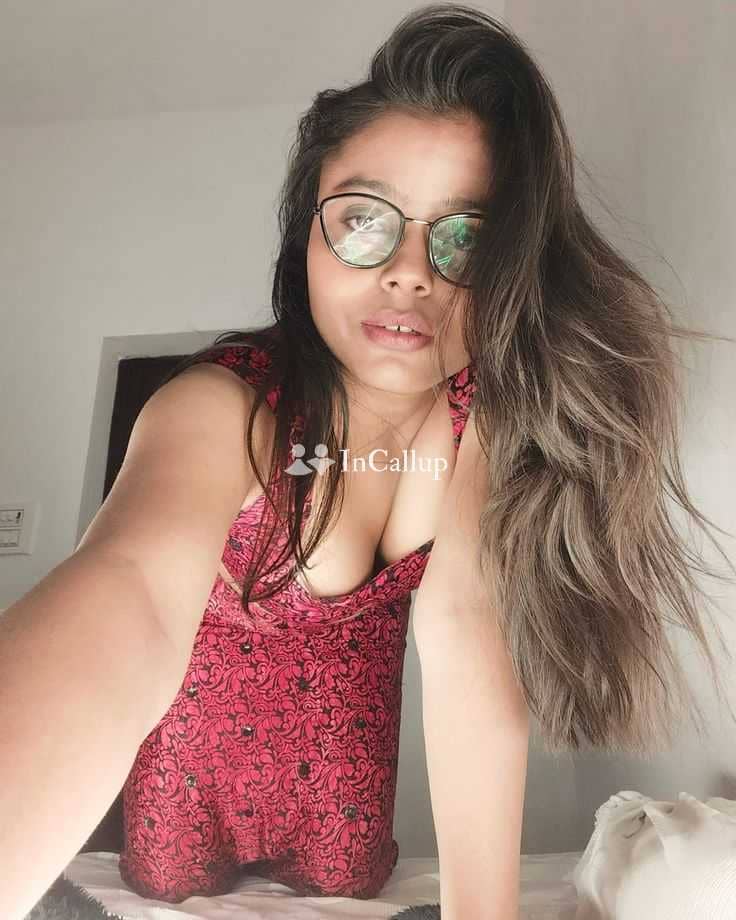 romantic companion in deoghar ravishing available for day and night service known for being smart - Call Girls in Deoghar