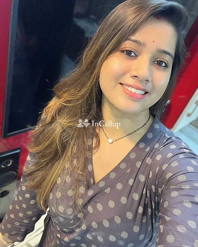 escort available in dhamtari gorgeous smile and black hair available now trusted reliable service - Call Girls in Dhamtari