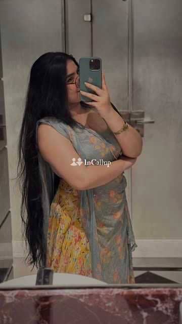 seductive oral anal bdsm 69 position blowjob handjob woman on top gorgeous smile and black hair - Call Girls in Dhemaji