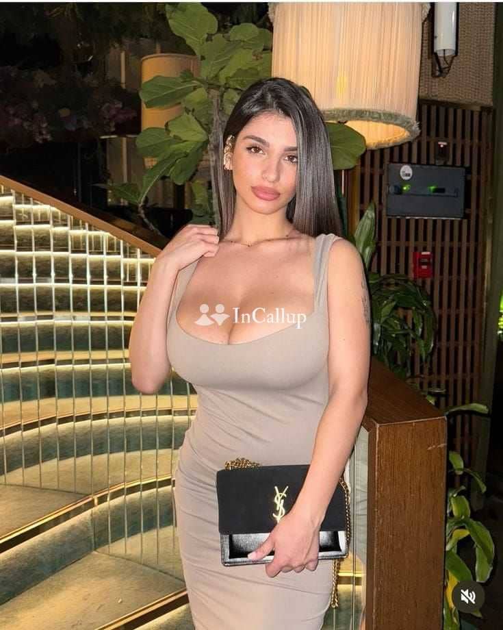 glamorous oral anal girlfriend experience videocall doggy style blowjob woman on top babe - Call Girls in Durgapur