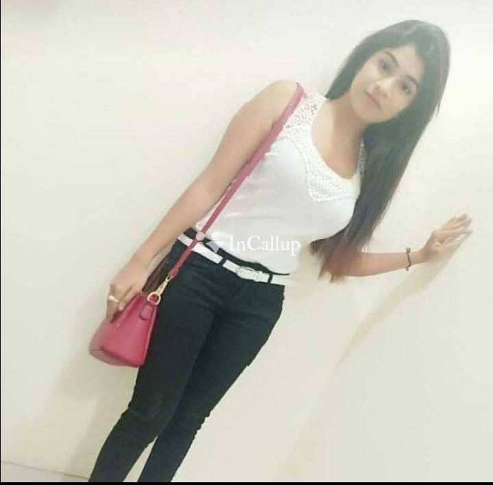 available for short notice available petite escort in durgapur model look with black eyes and black hair - Call Girls in Durgapur