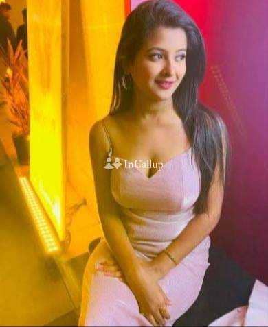 girl staying in durgapur sensual curves and black hair escort service in durgapur - Call Girls in Durgapur