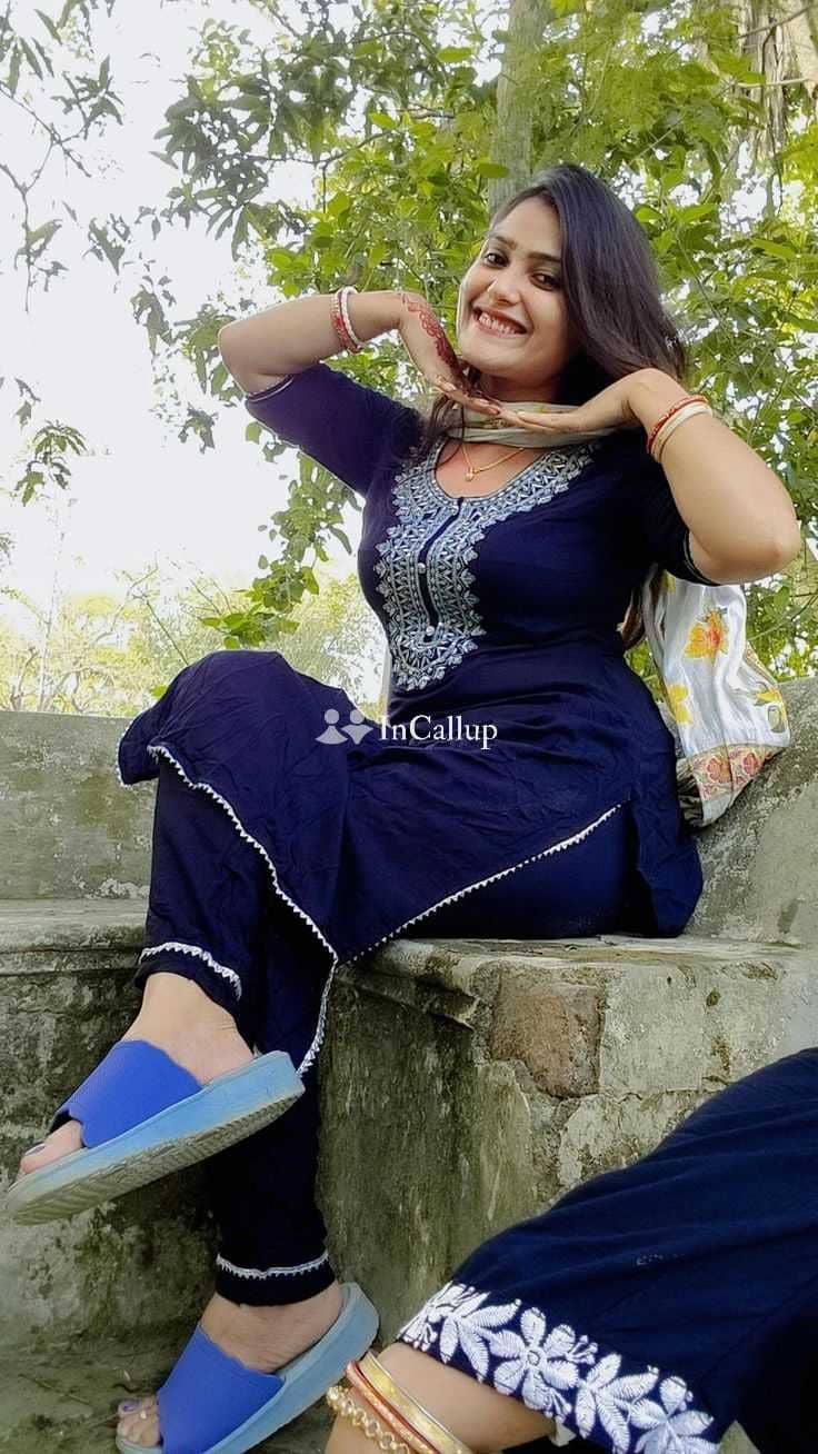 luxury call me twenty one year old call girls model available for hotel visits available now trusted reliable service - Call Girls in Durgapur