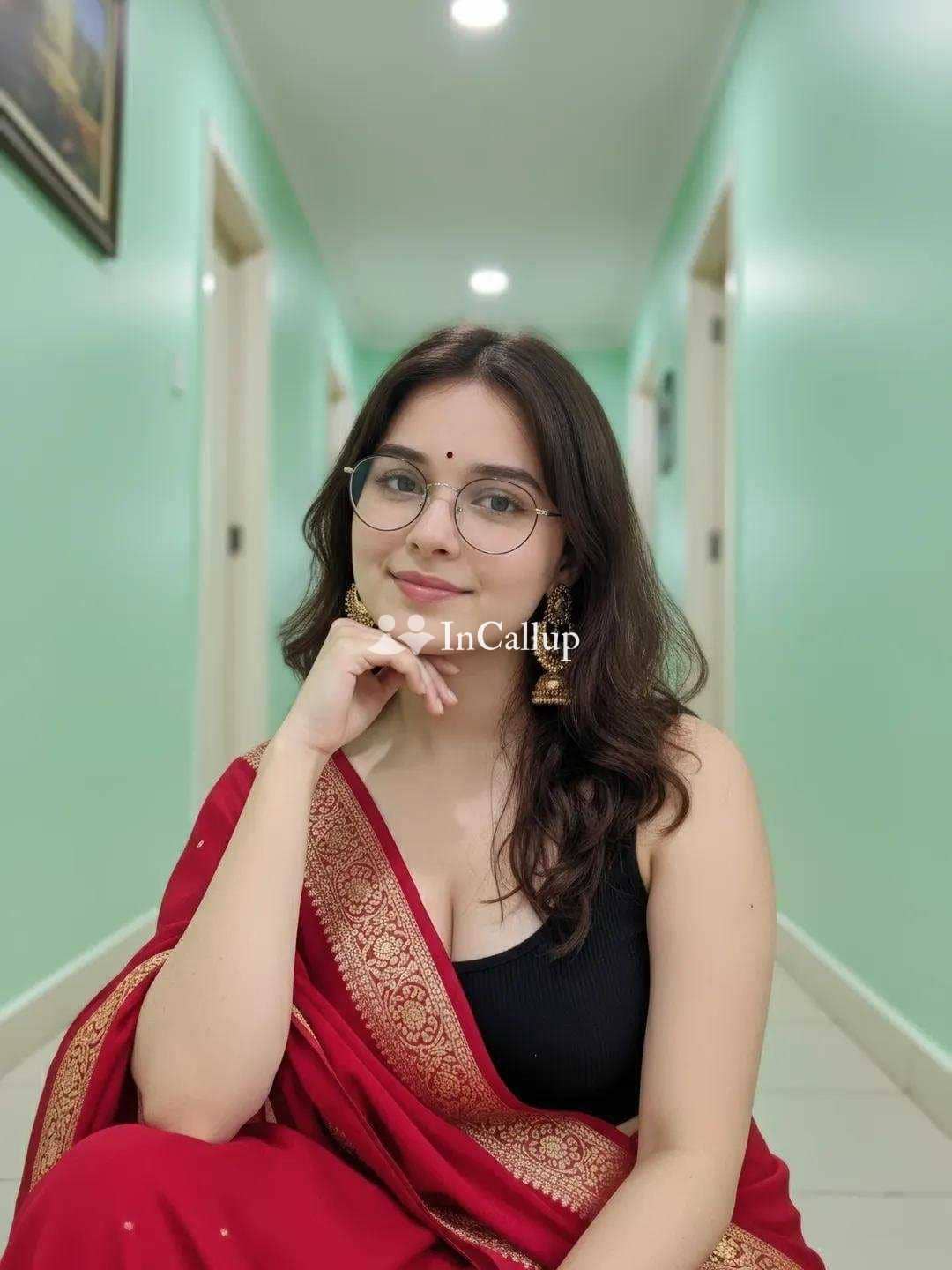 playful date in dwarka sweet pooja twenty two years old call girls for your pleasure - Call Girls in Dwarka