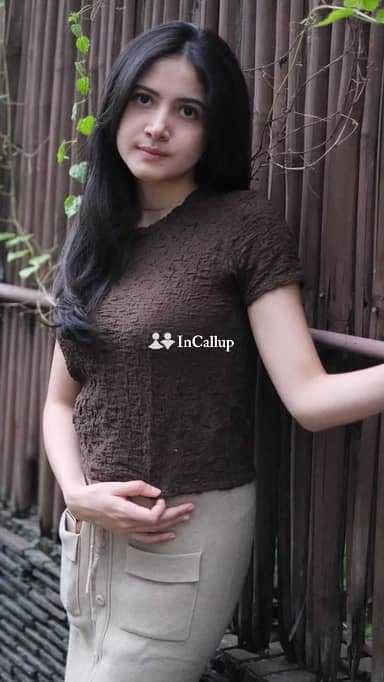 located in dwarka known for being ravishing available for day and night service bold black hair and black eyes - Call Girls in Dwarka