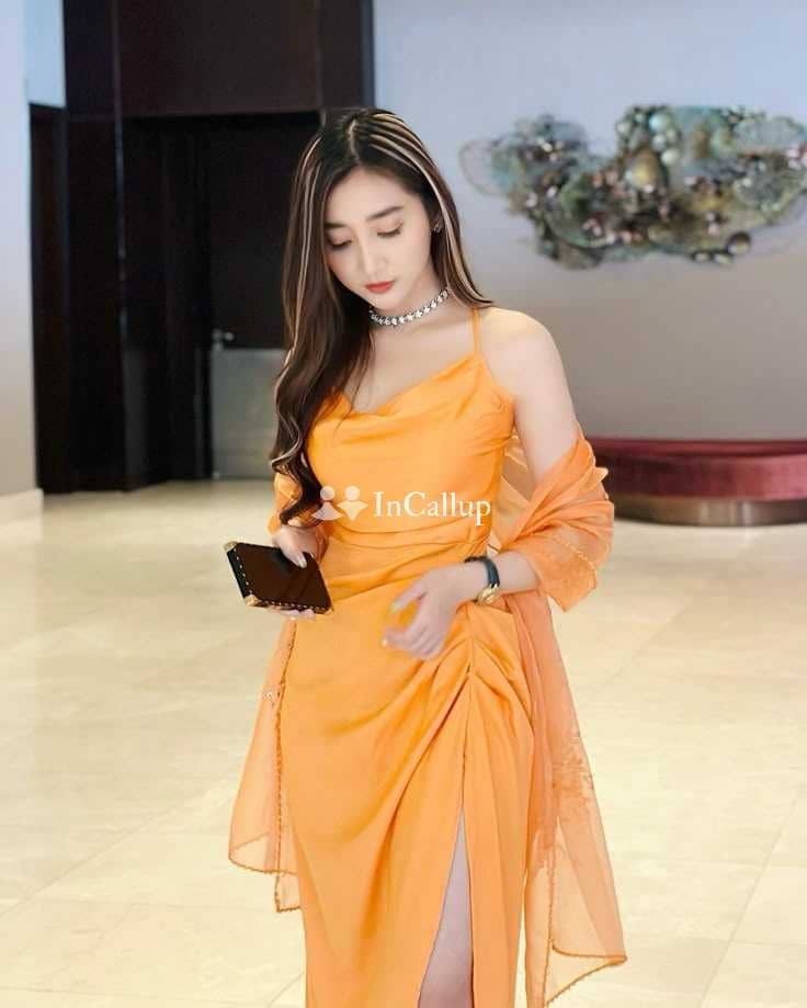 black tall weighing black premium babe from english bazar stunning siya twenty three years old call girls playmate - Call Girls in English Bazar