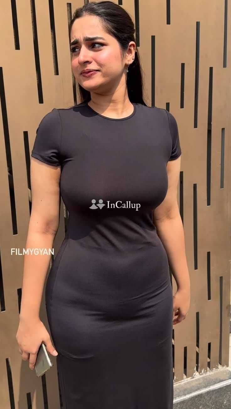 friendly escort in farrukhabad known for being elegant bold black hair and black eyes - Call Girls in Farrukhabad