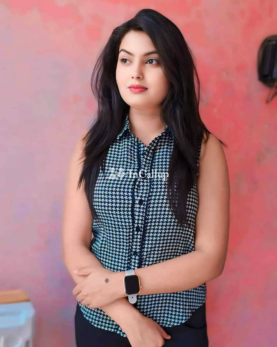 available for home visits known for being magnetic smooth black eyes and black hair girls from gandhidham - Call Girls in Gandhidham