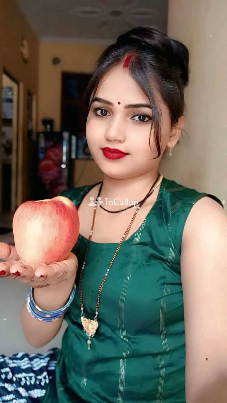 this is low price call girl an elegant twenty year old call girls sexy known for being unique gaya escort service - Call Girls in Gaya