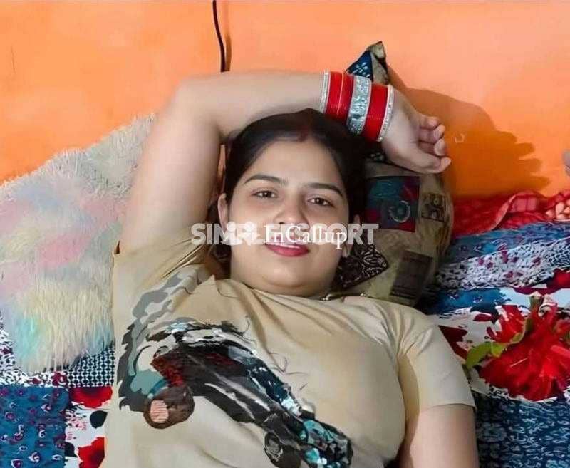 alluring black hair and brown eyes escort available in gonda available for incall - Call Girls in Gonda