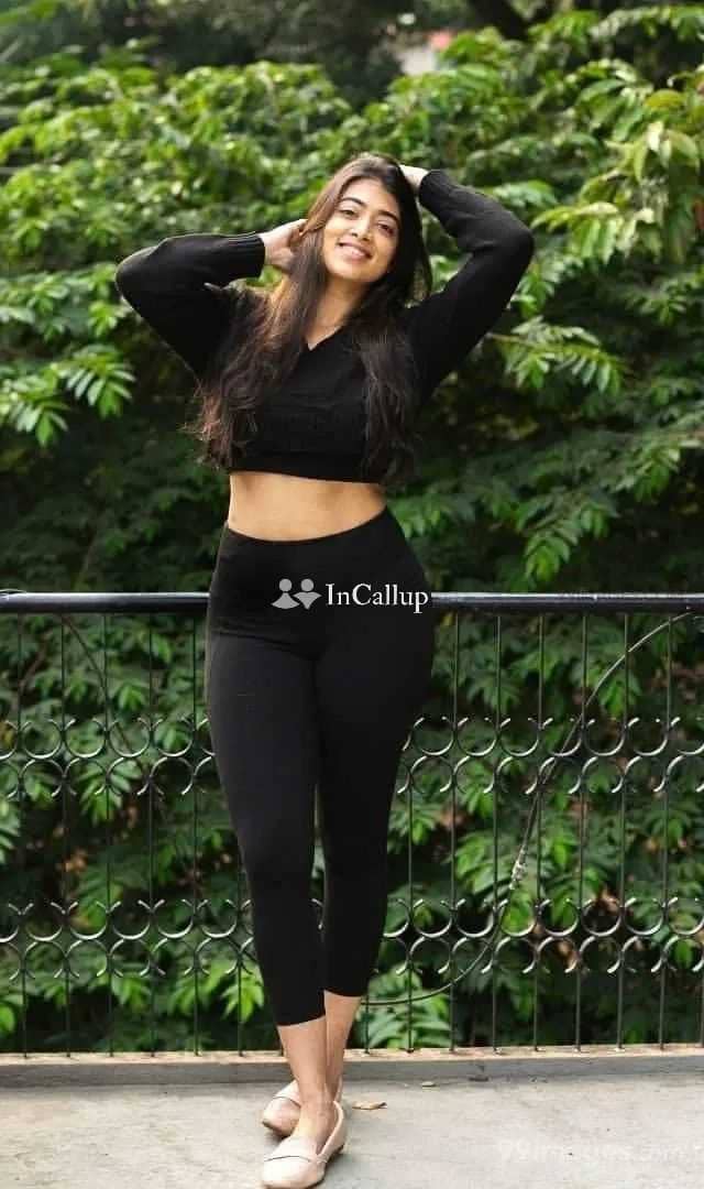 mature girlfriend experience companion escort service in gulbarga known for being attractive - Call Girls in Gulbarga