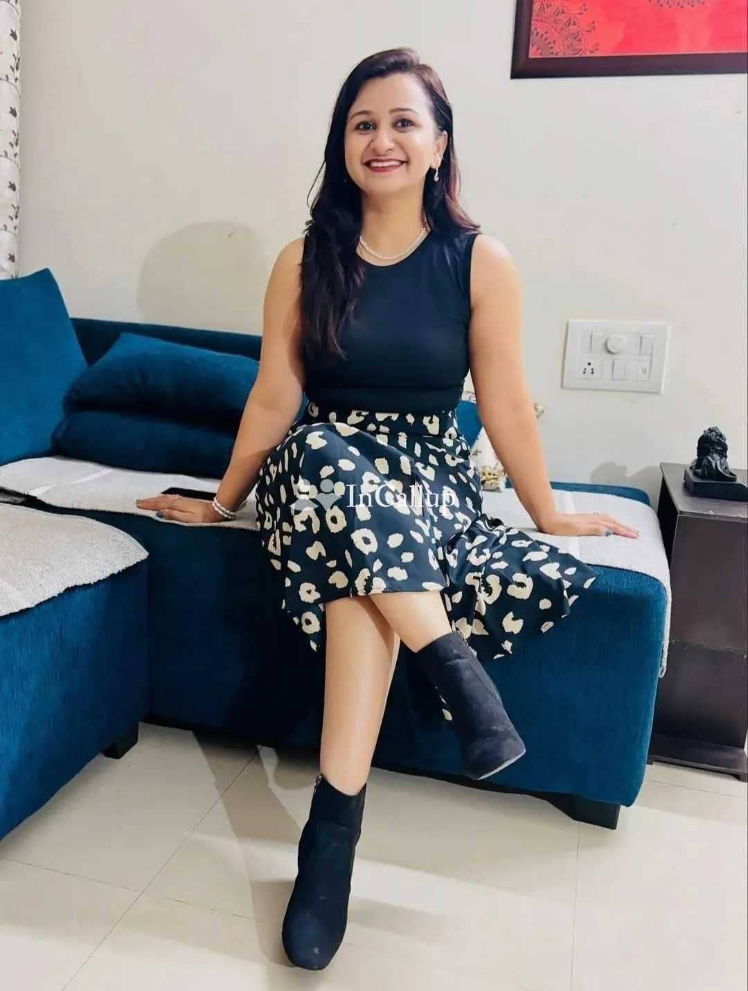 luxury komal twenty one year old call girls model romantic time in guwahati available now trusted reliable service - Call Girls in Guwahati