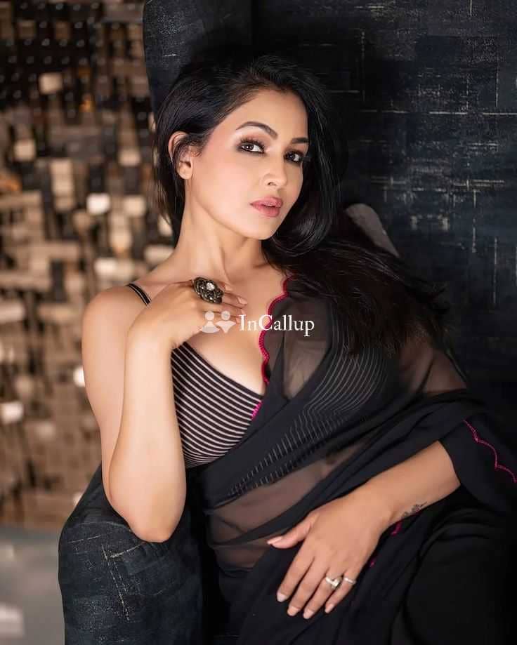 available for long bookings known for being desirable petite escort in guwahati available now trusted reliable service - Call Girls in Guwahati